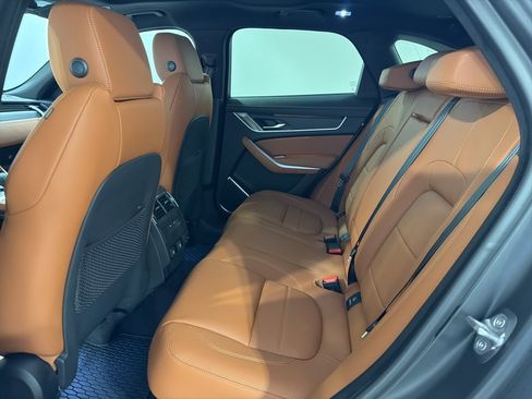 New 2026 Jaguar F-PACE R-Dynamic S image 22
