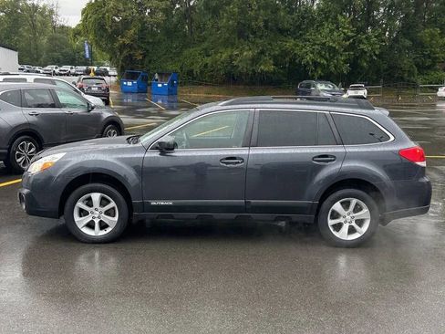 Used 2013 Subaru Outback 3.6R Limited image 3