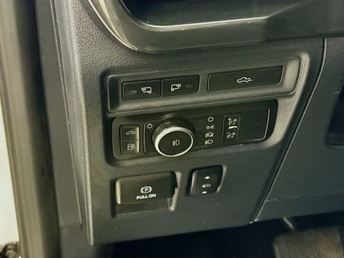 Used 2022 Ford F150 XLT w/ Equipment Group 302A High image 10