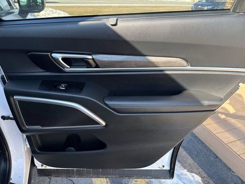 Used 2025 Kia Telluride EX X-Line image 31