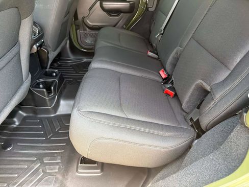 Used 2022 Jeep Wrangler Unlimited Sport AWD/4WD image 13