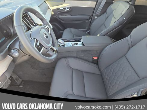 Used 2026 Volvo XC90 B6 Plus w/ Protection Package Premier AWD/4WD image 13