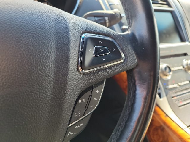 Used 2016 Lincoln MKX Select w/ Select Plus Package AWD/4WD image 13