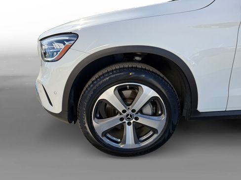 Used 2022 Mercedes-Benz GLC 300 GLC 300 image 9