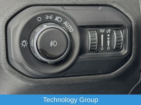 Used 2021 Jeep Wrangler Unlimited Sport image 12