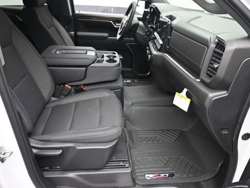 New 2026 Chevrolet Silverado 1500 LT AWD/4WD image 7