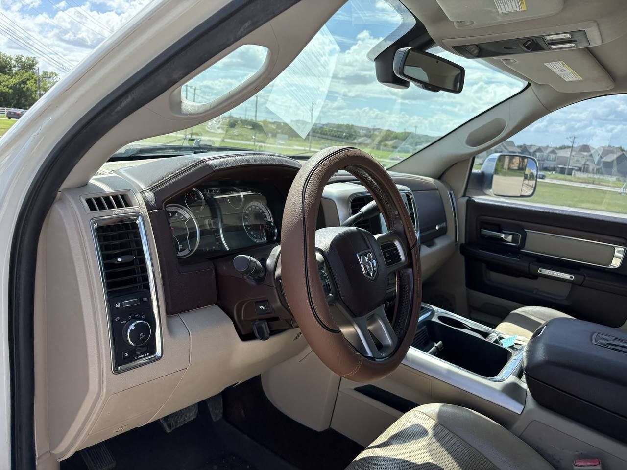 Used 2018 RAM 2500 Laramie AWD/4WD image 17