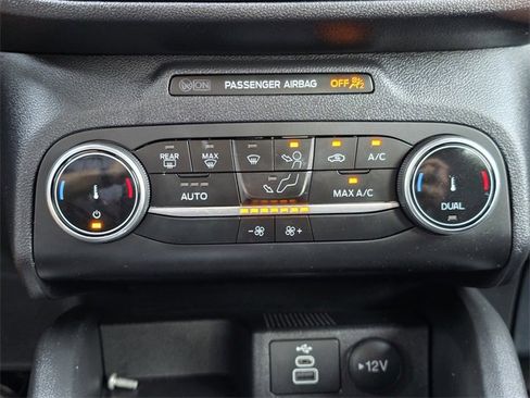 Used 2025 Ford Escape ST-Line image 15