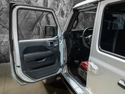 Used 2024 Jeep Wrangler Unlimited Rubicon 392