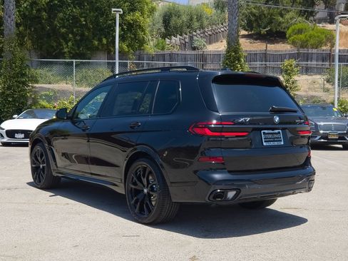 New 2027 BMW X7 xDrive40i w/ M Sport Package AWD/4WD image 17