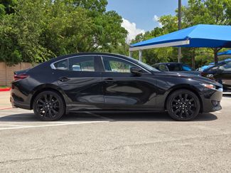 Used 2025 MAZDA MAZDA3 s FWD video 2