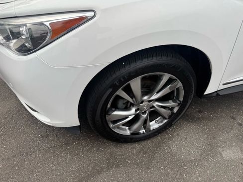 Used 2013 INFINITI JX35 AWD w/ Premium Pkg image 10