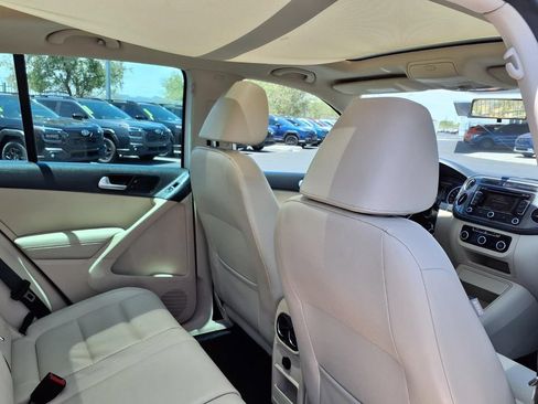 Used 2012 Volkswagen Tiguan S AWD/4WD image 19