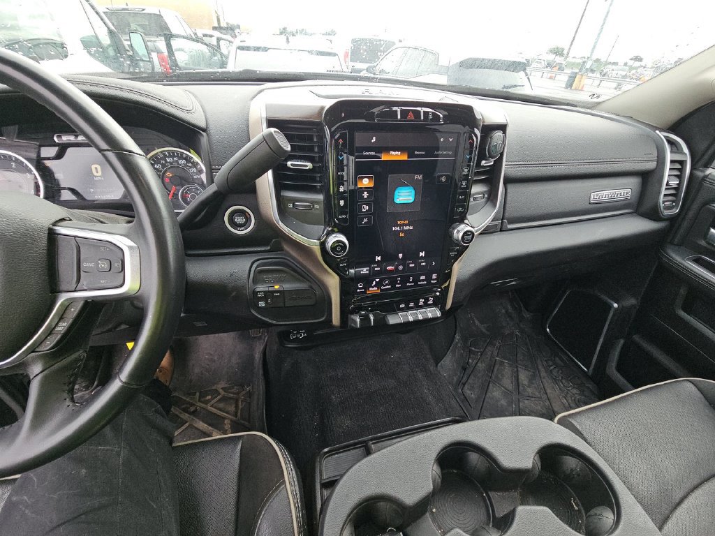 Used 2024 RAM 2500 Laramie AWD/4WD image 8