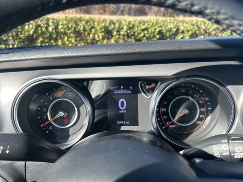 Used 2022 Jeep Wrangler Unlimited Sport image 13