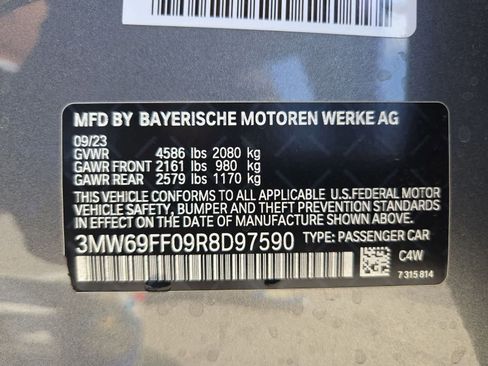 Used 2024 BMW 330i Sedan w/ Premium Package RWD image 36