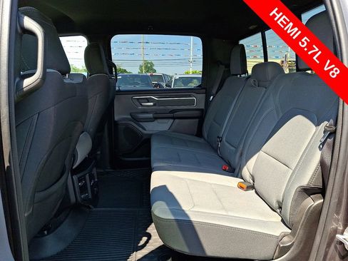 Used 2022 RAM 1500 Big Horn AWD/4WD image 10
