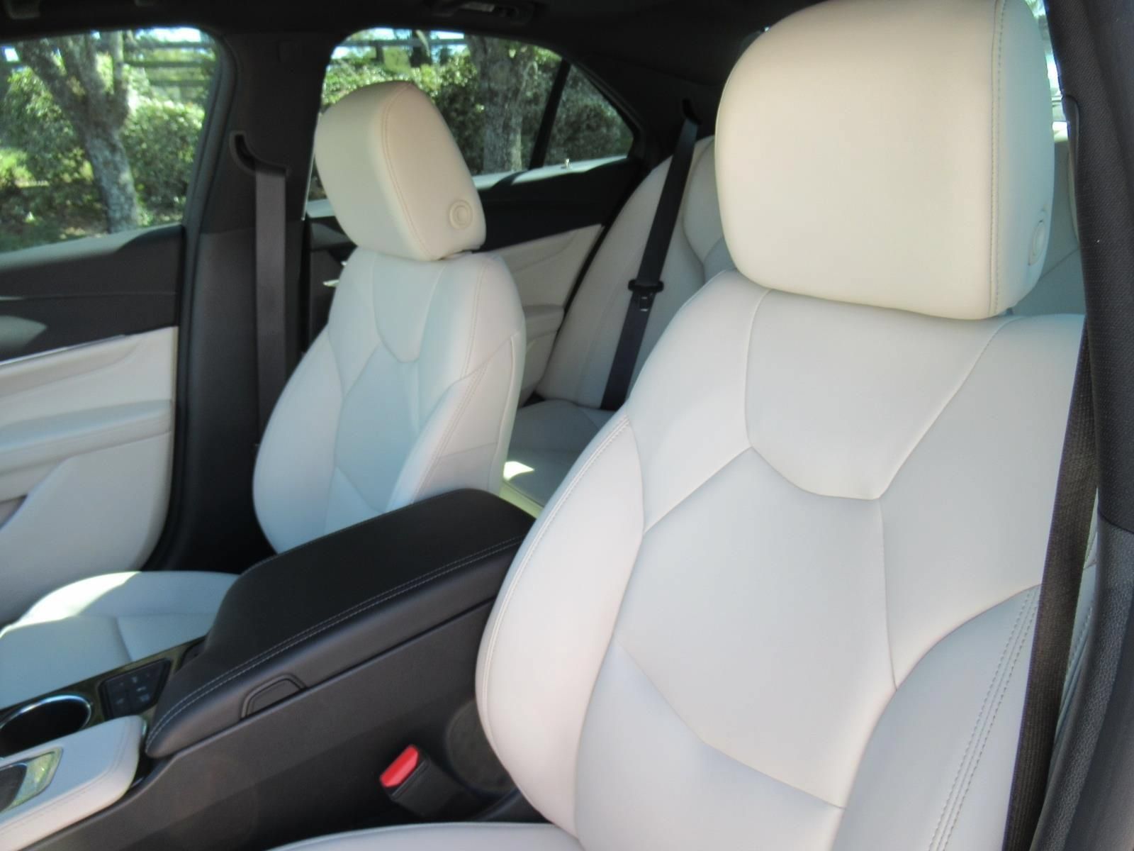 Used 2023 Cadillac CT4 Luxury w/ Sun And Sound Package RWD image 20