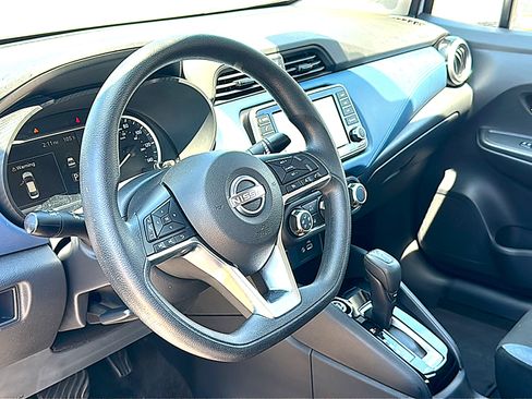 Used 2025 Nissan Versa SV w/ Trunk Package FWD image 5