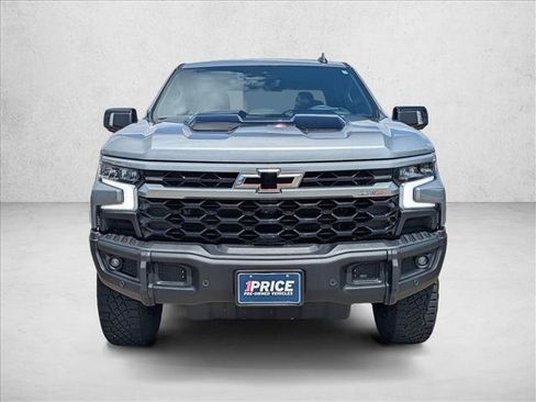 Used 2024 Chevrolet Silverado 1500 ZR2 w/ ZR2 Bison Edition AWD/4WD image 2
