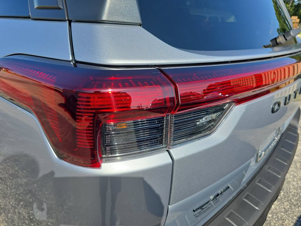 New 2026 Subaru Outback Limited AWD/4WD image 31