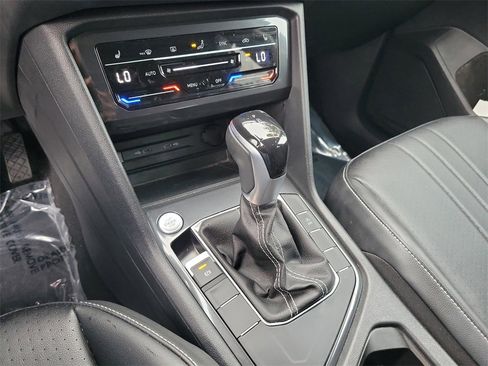 Certified 2023 Volkswagen Tiguan SE image 22