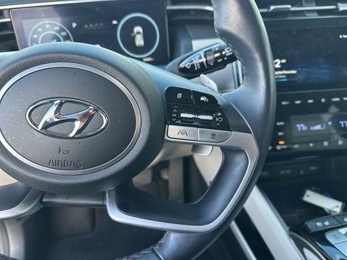 Used 2023 Hyundai Tucson Limited image 14