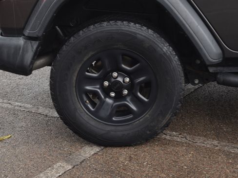 Used 2019 Jeep Wrangler Unlimited Sport image 26