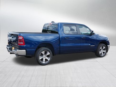 Used 2023 RAM 1500 Laramie AWD/4WD image 7