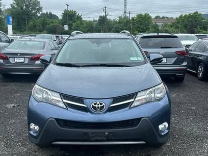 Used 2014 Toyota RAV4 Limited w/ Technology Package
