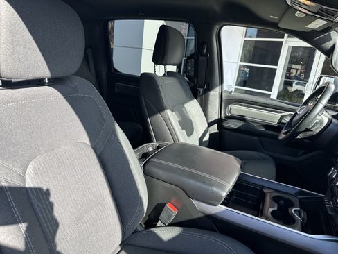 Used 2022 RAM 1500 Big Horn image 34