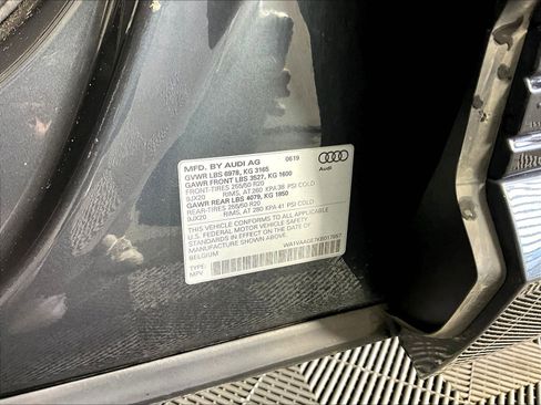 Used 2019 Audi e-tron Prestige AWD/4WD image 16