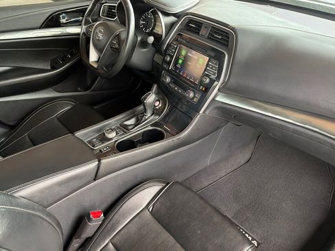 Used 2022 Nissan Maxima SV w/ Floor Mat Group FWD image 20