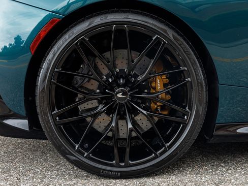 Used 2023 McLaren GT RWD image 15