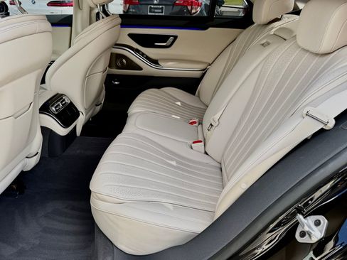 Used 2023 Mercedes-Benz S 500 4MATIC image 40