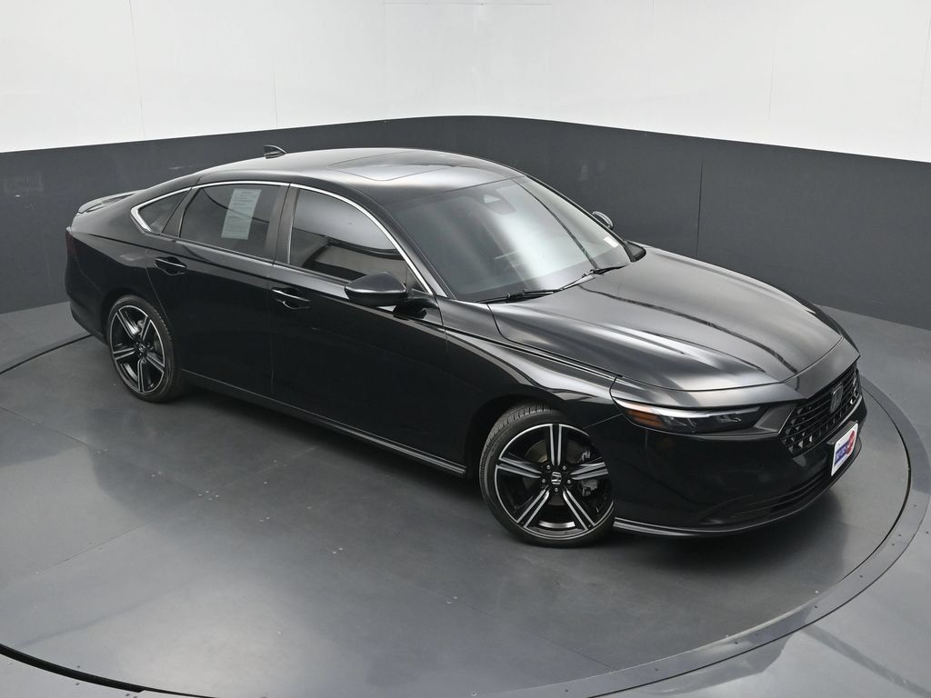 Used 2023 Honda Accord Sport image 27