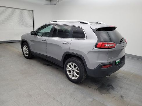 Used 2016 Jeep Cherokee Latitude w/ Cold Weather Group image 3