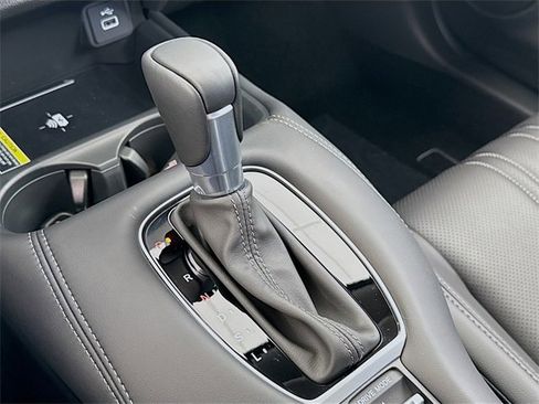 New 2025 Honda HR-V EX-L image 16