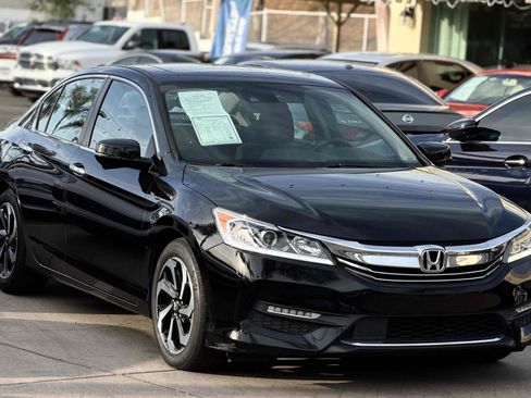 Used 2016 Honda Accord EX image 4