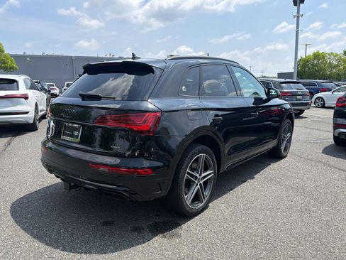 Used 2024 Audi Q5 e Premium Plus w/ Premium Plus Package AWD/4WD image 9