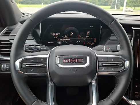 New 2026 GMC Acadia Elevation AWD/4WD image 13