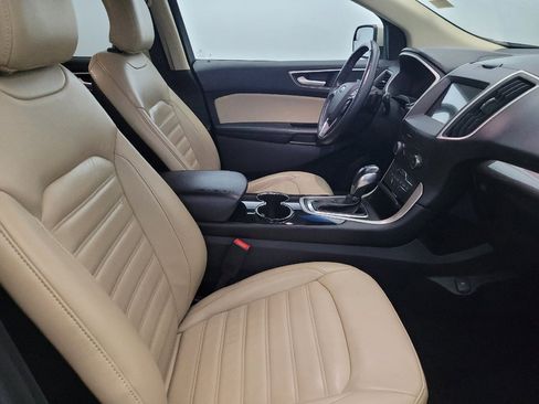Used 2018 Ford Edge SEL w/ Equipment Group 201A FWD image 21