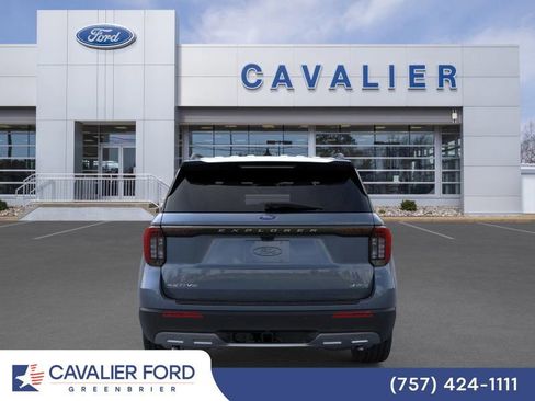Used 2026 Ford Explorer Active w/ Active Comfort Package AWD/4WD image 5