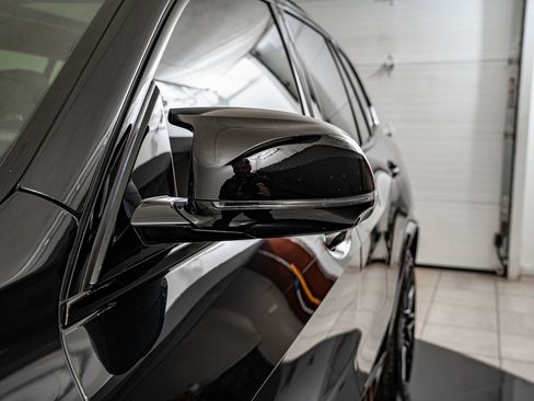 Used 2025 BMW X5 M Competition w/ Executive Package image 17