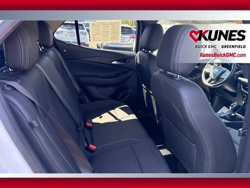 Used 2025 Buick Encore GX Preferred AWD/4WD image 43
