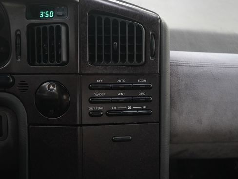 Used 1992 Subaru SVX AWD image 16