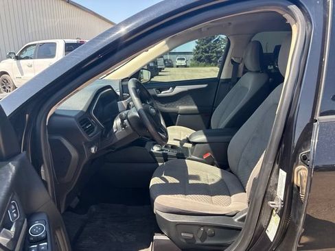 Used 2020 Ford Escape SE AWD/4WD image 3