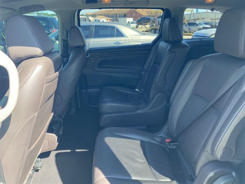 Used 2018 Honda Odyssey Elite image 14