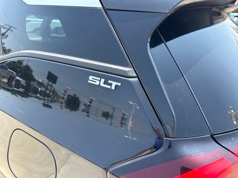 Certified 2019 GMC Terrain SLT w/ Preferred Package AWD/4WD image 8