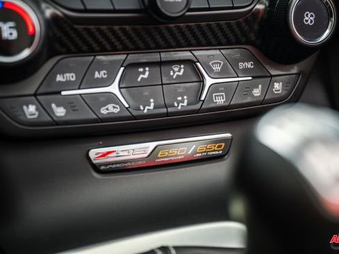 Used 2015 Chevrolet Corvette Z06 w/ 2LZ Preferred Equipment Group image 20